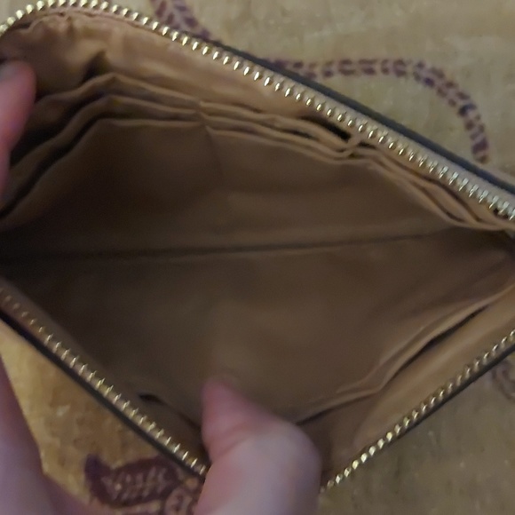 Coach Wristlet Light Pink NWOT - Picture 5 of 5